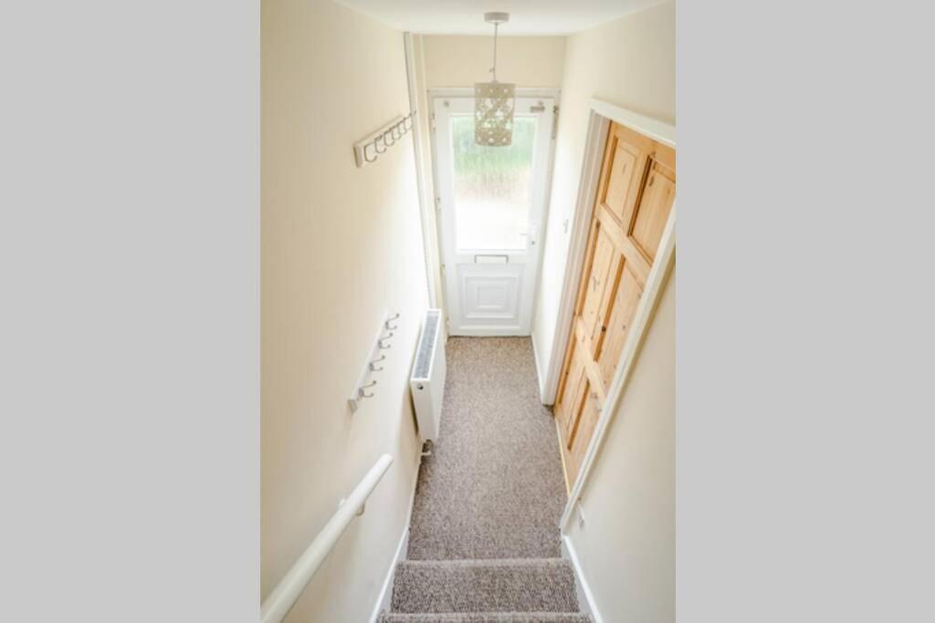Off Road Parking, Smart Tv In Each Room! Swansea Extérieur photo